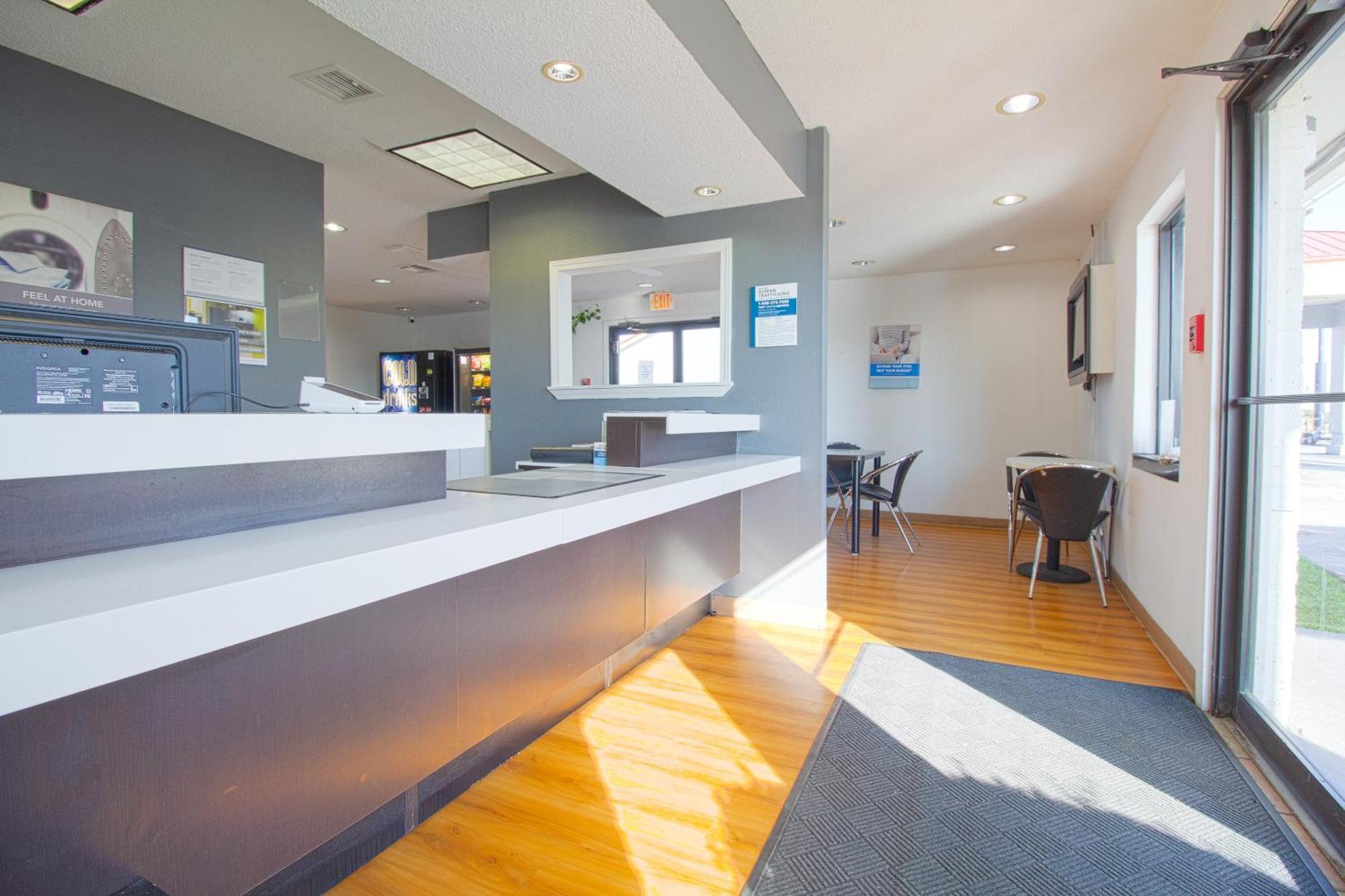 Studio Inn Extended Stay Oklahoma City Airport By Oyo 외부 사진