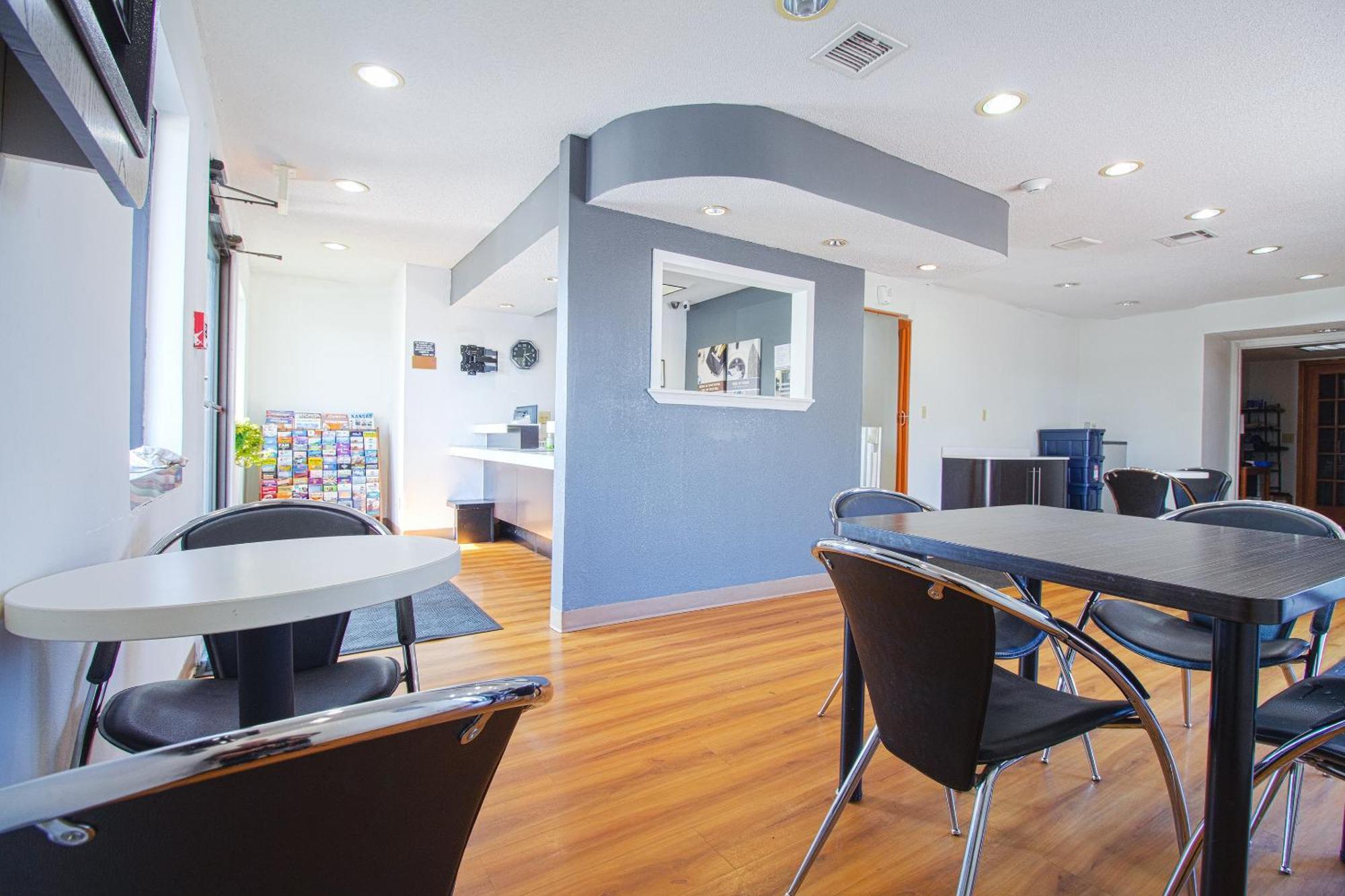 Studio Inn Extended Stay Oklahoma City Airport By Oyo 외부 사진