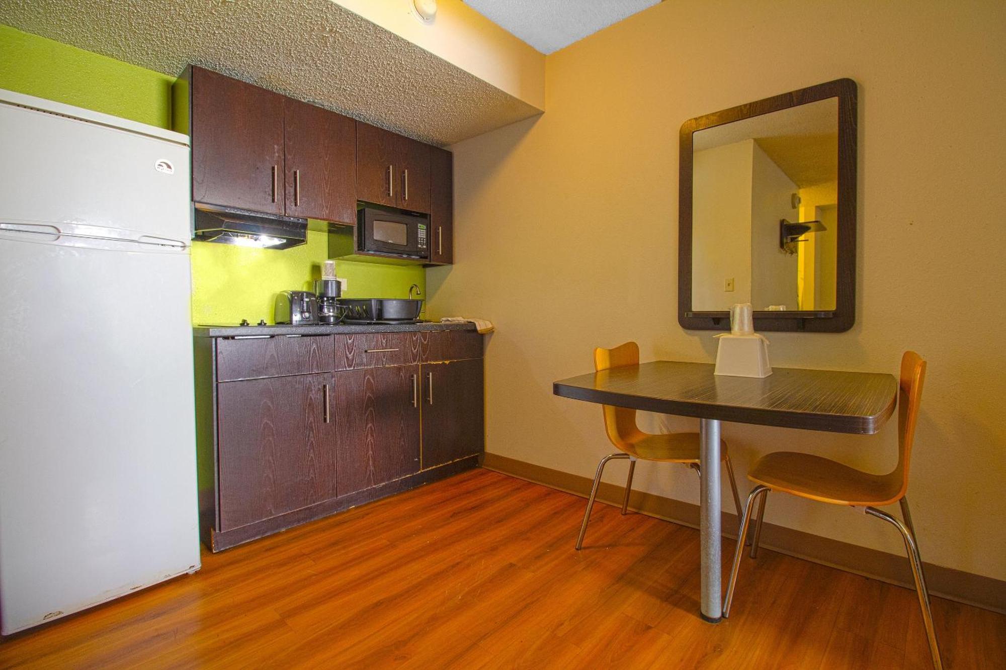 Studio Inn Extended Stay Oklahoma City Airport By Oyo 외부 사진