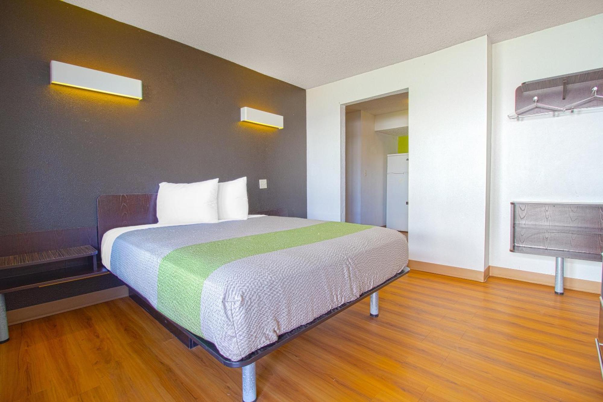 Studio Inn Extended Stay Oklahoma City Airport By Oyo 외부 사진