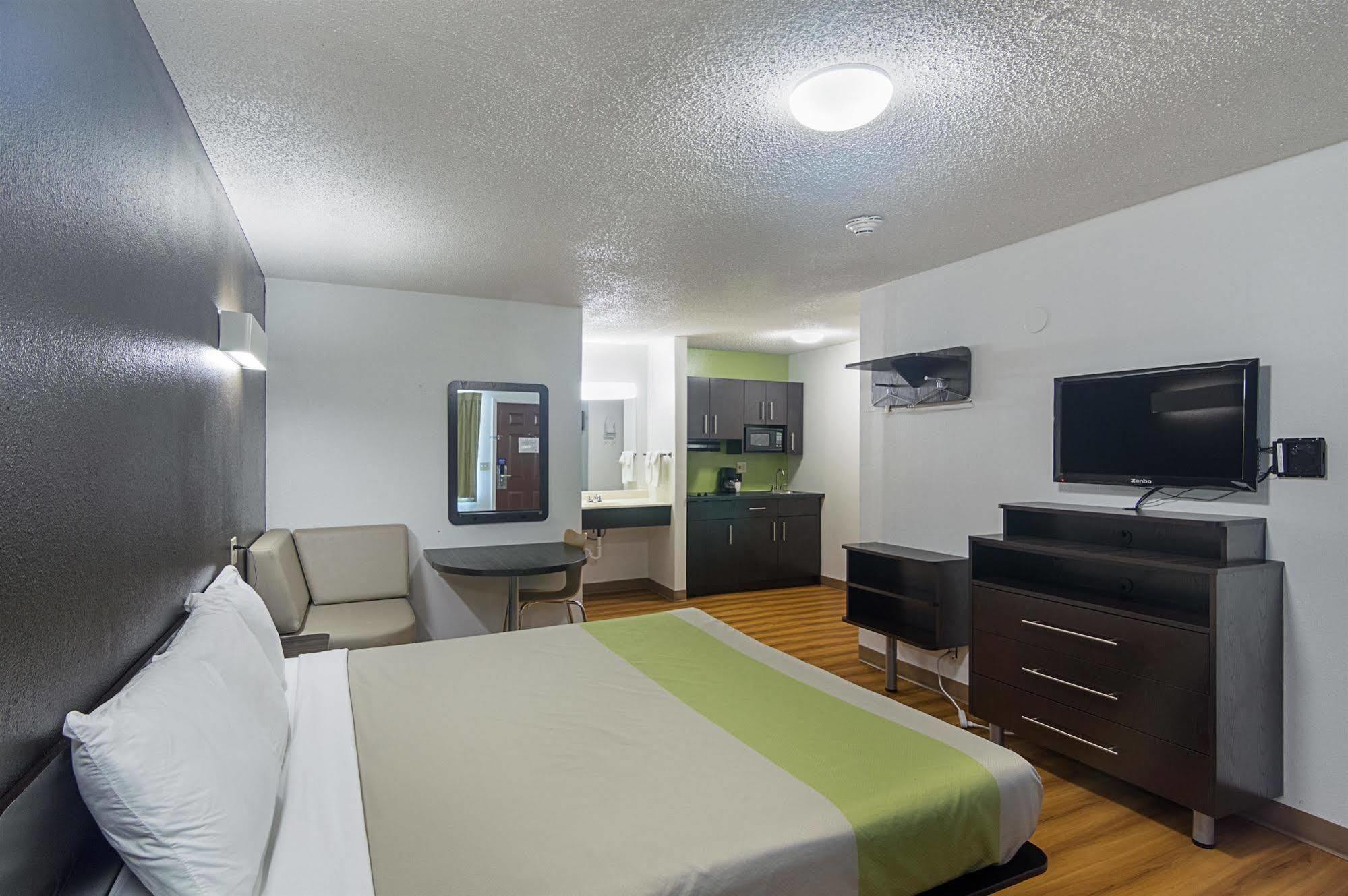 Studio Inn Extended Stay Oklahoma City Airport By Oyo 외부 사진